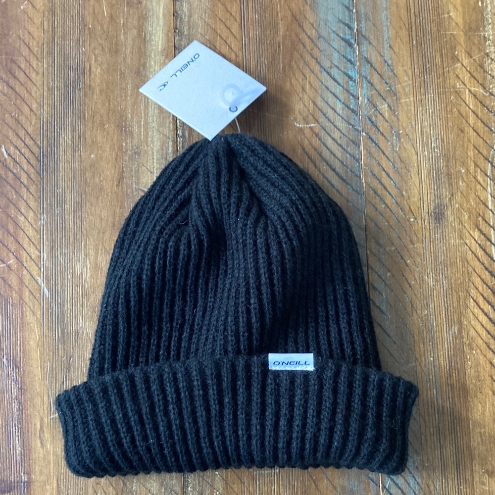 Women’s O’Neill Winter Hat Beanie New NWT Black